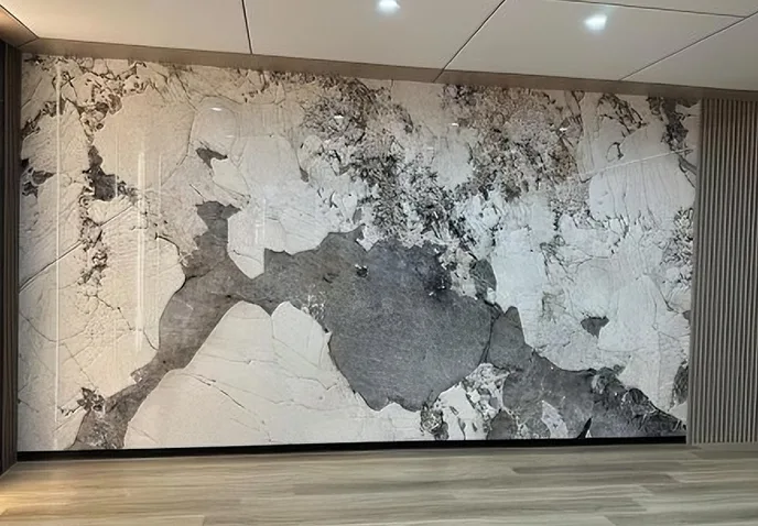 Introduktion til slagfast vægpanel.